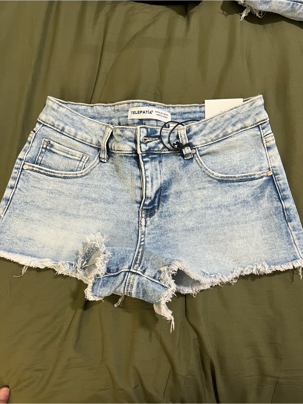 Light Blue Denim Frayed Hem Women's Shorts